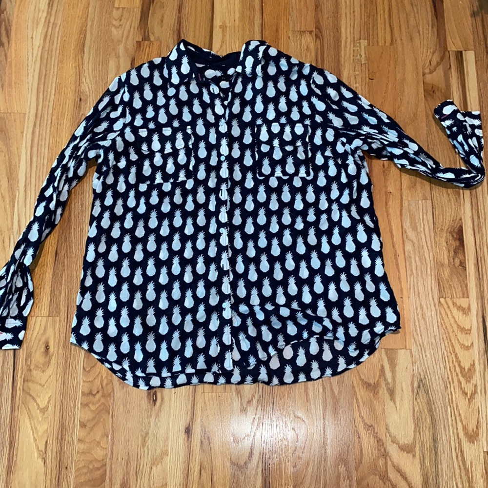 Talbots 🍍 Top in Black/Indigo & white, XL